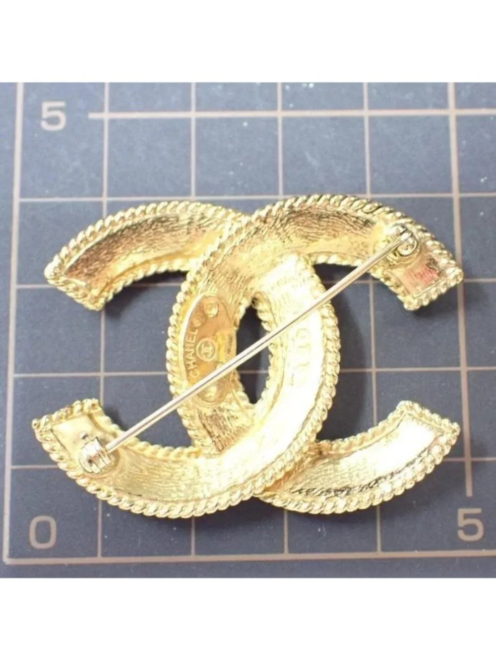 Chanel Brooch CC Logo Gold Vintage